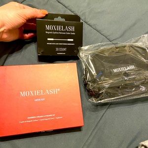 Never Used Moxie Lash Love Kit